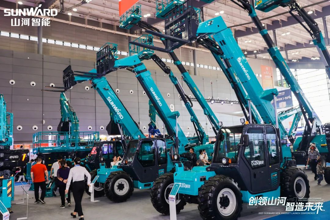 聚焦电动化、智能化!米兰体育·米兰(中国)智能全系列高空机械产品亮相长沙展