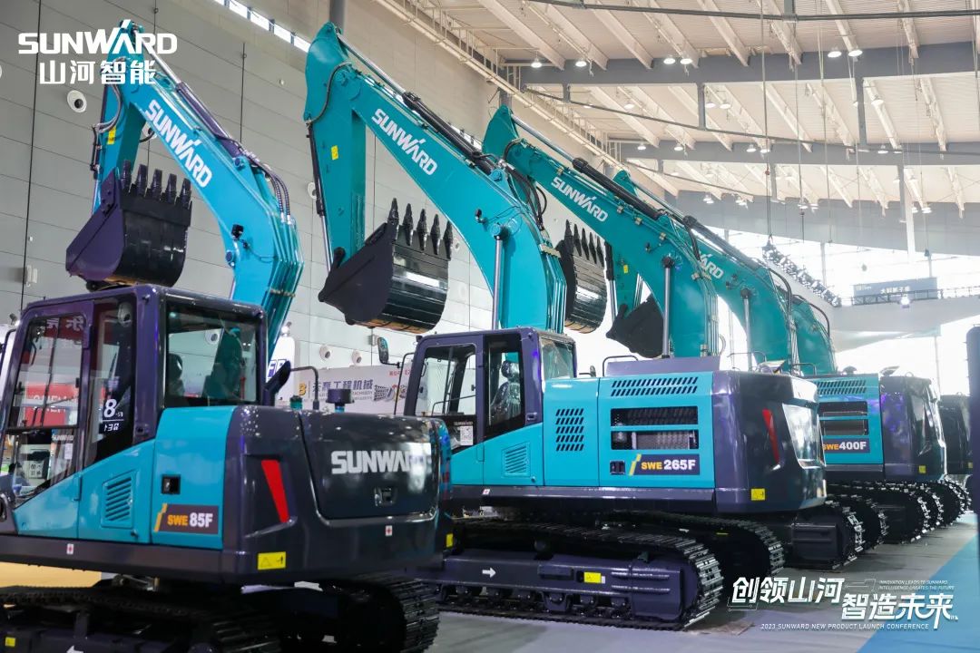 精品出击、互动不断!米兰体育·米兰(中国)智能F系列挖掘机闪耀长沙展