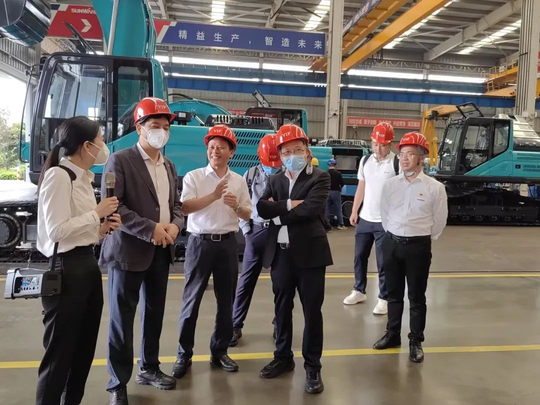 中国科学院院士陈十一率队到访米兰体育·米兰(中国)智能