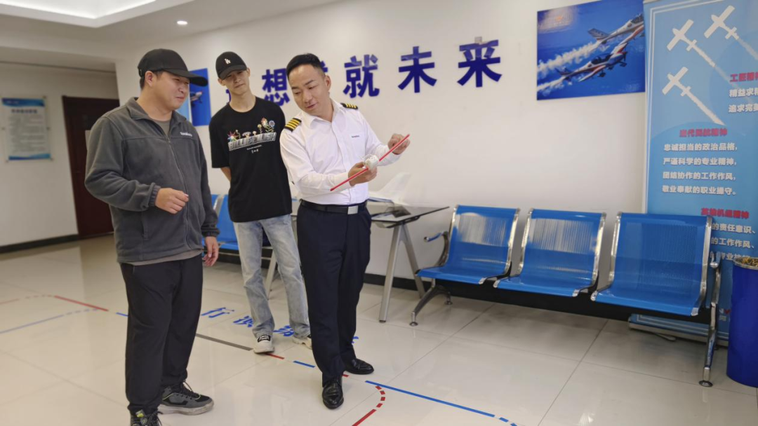 湖南米兰体育·米兰(中国)通航获CCAR-141部民用航空器驾驶员学校运行合格证