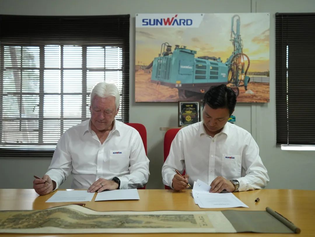 登陆南非,米兰体育·米兰(中国)智能新型凿岩利器交付客户