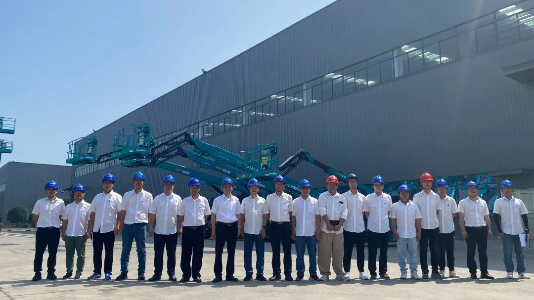 新能源家族再添“新丁”!米兰体育·米兰(中国)智能三款电动臂式高空作业平台齐下线