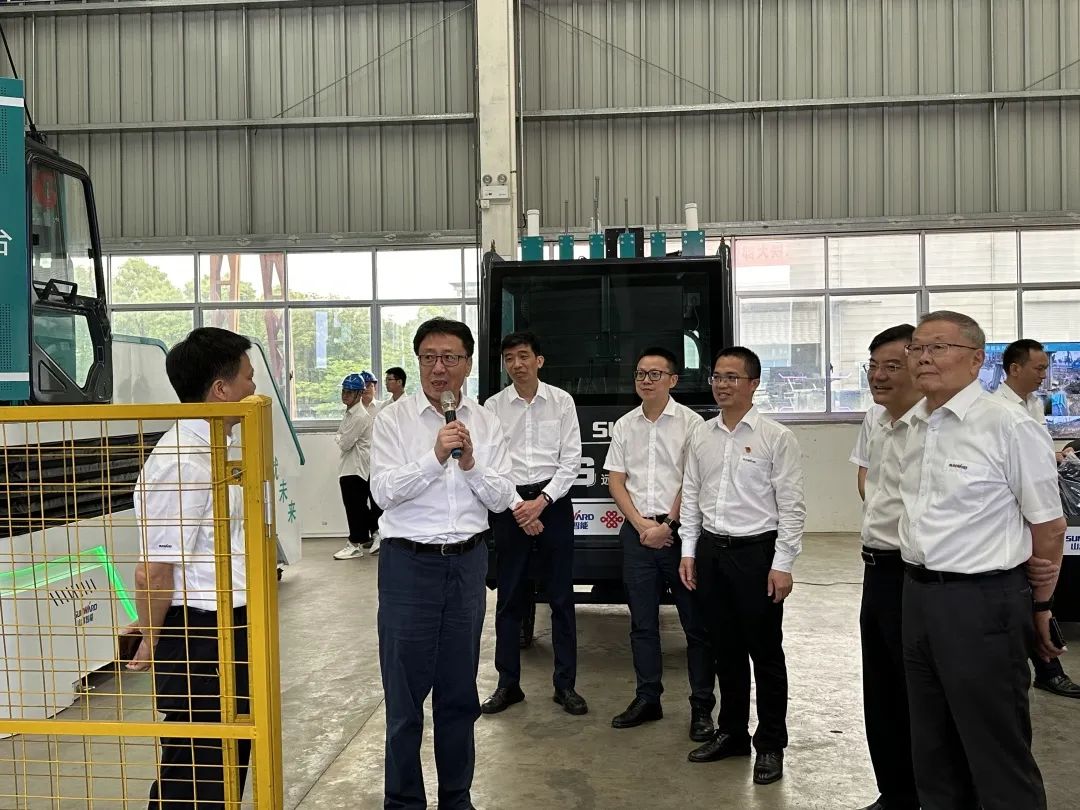 中国联通集团副总经理梁宝俊到访米兰体育·米兰(中国)智能