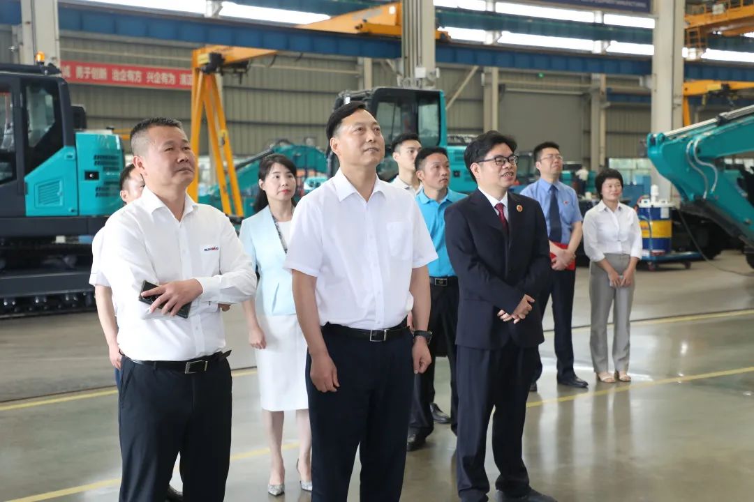 长沙市人民检察院党组书记、检察长余湘文调研米兰体育·米兰(中国)智能