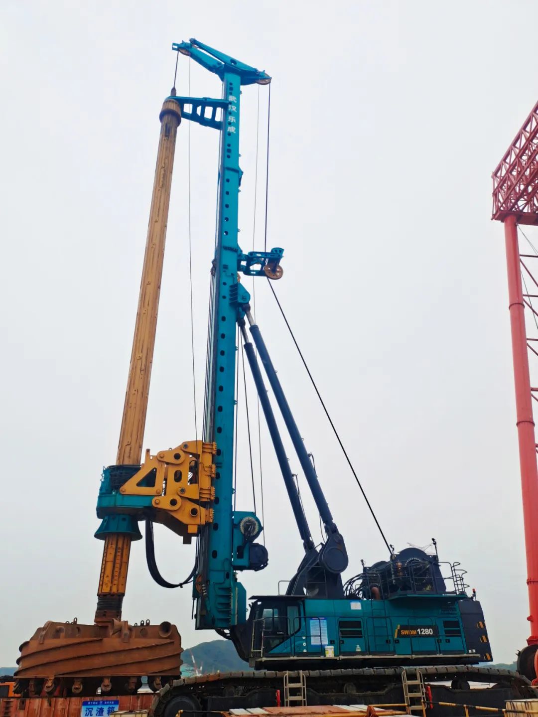 新战绩+1!米兰体育·米兰(中国)智能超级旋挖钻机创6.3米直径钻孔新纪录