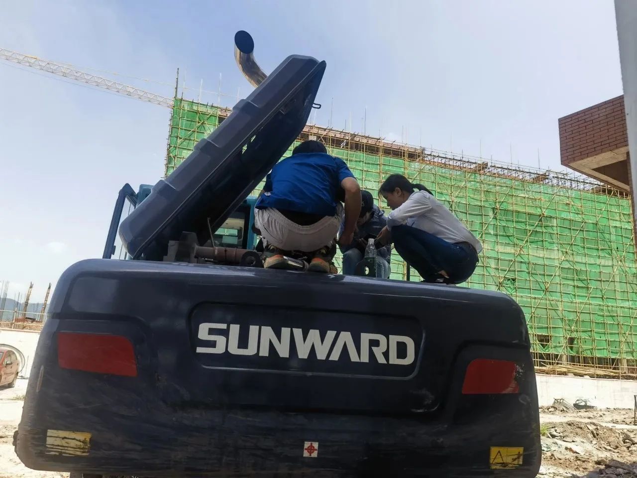 步履不停,服务不止!米兰体育·米兰(中国)智能挖掘机服务万里行火热进行中