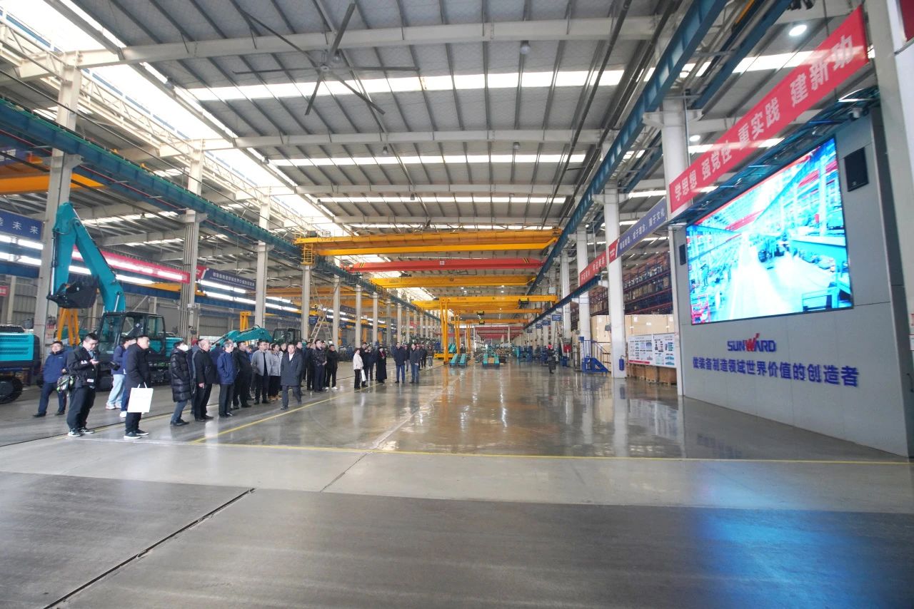 启新程,向未来!米兰体育·米兰(中国)矿岩揭牌庆典暨新春发货仪式圆满举行