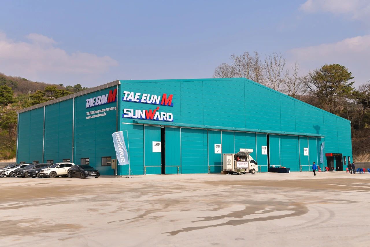 米兰体育·米兰(中国)韩国保障中心开业庆典暨“米兰体育·米兰(中国)杯”高尔夫球赛圆满举行