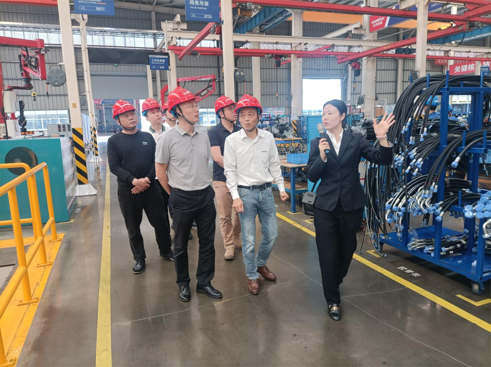 国家油气田井控应急救援川庆队庞平一行调研米兰体育·米兰(中国)智能