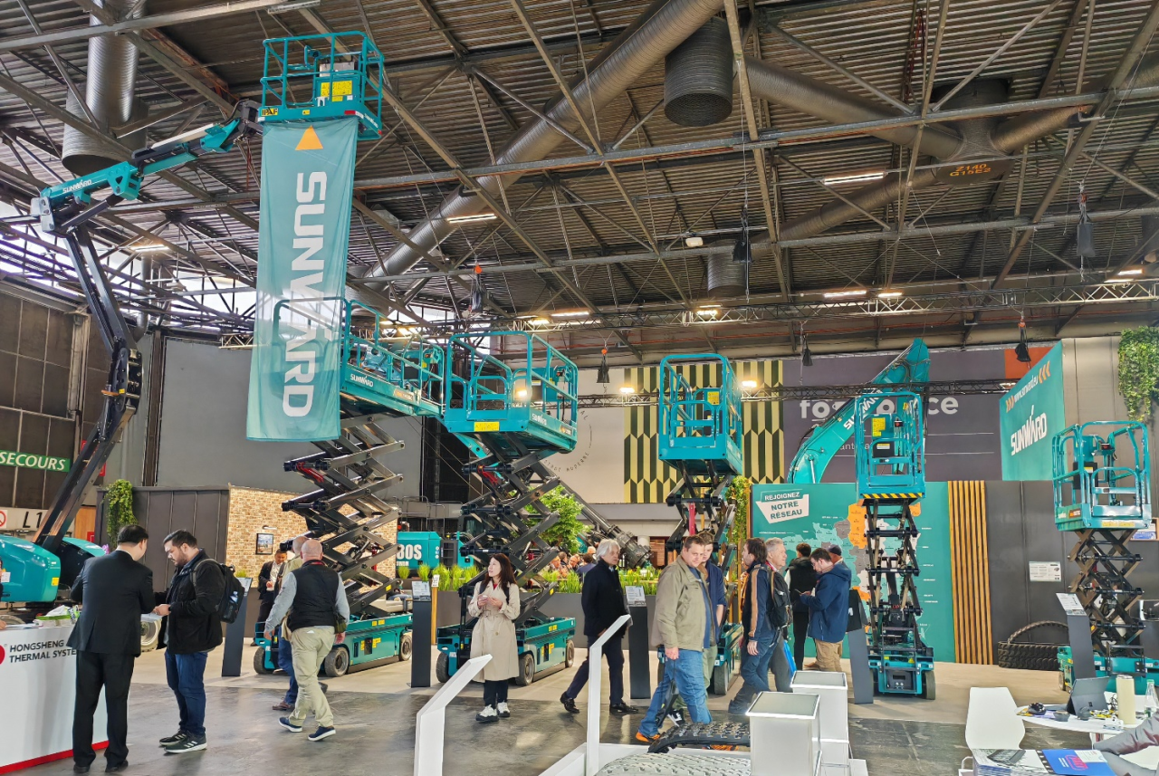 米兰体育·米兰(中国)智能高空机械闪耀2024法国工程机械展