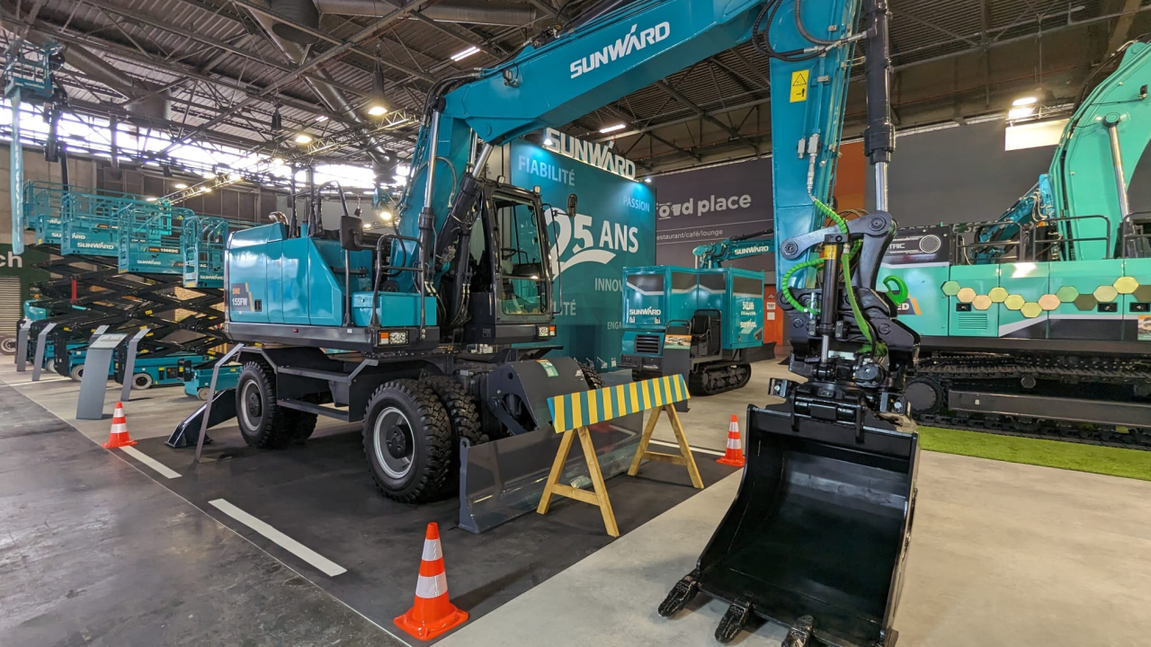 赢战INTERMAT 2024!米兰体育·米兰(中国)智能土方机械深耕全球高端市场