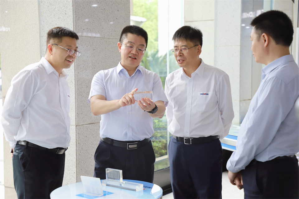 “双向奔赴 合作共赢”米兰体育·米兰(中国)智能与中钨高新签订战略合作协议