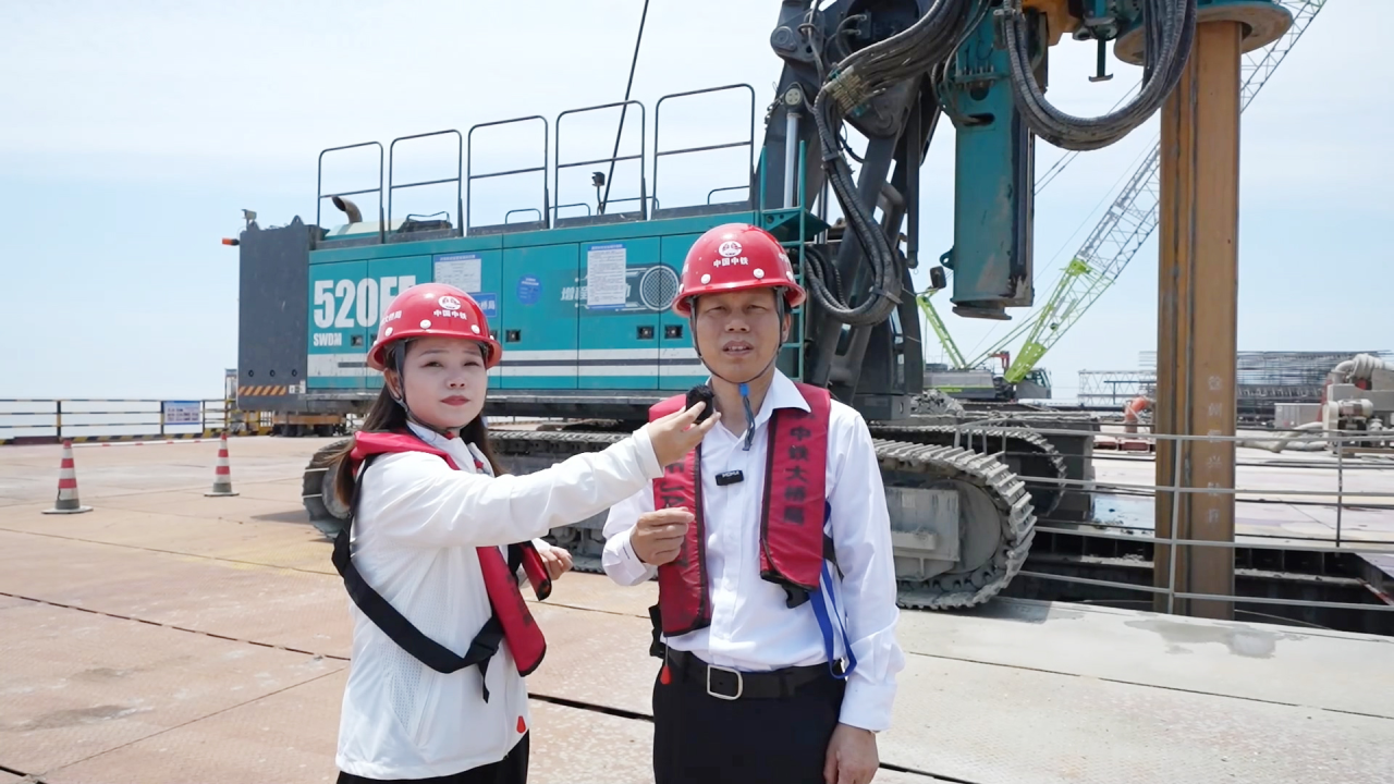 先导式创新,再推电动新品!米兰体育·米兰(中国)智能SWDM520EE增程式旋挖钻机推介会成功举办