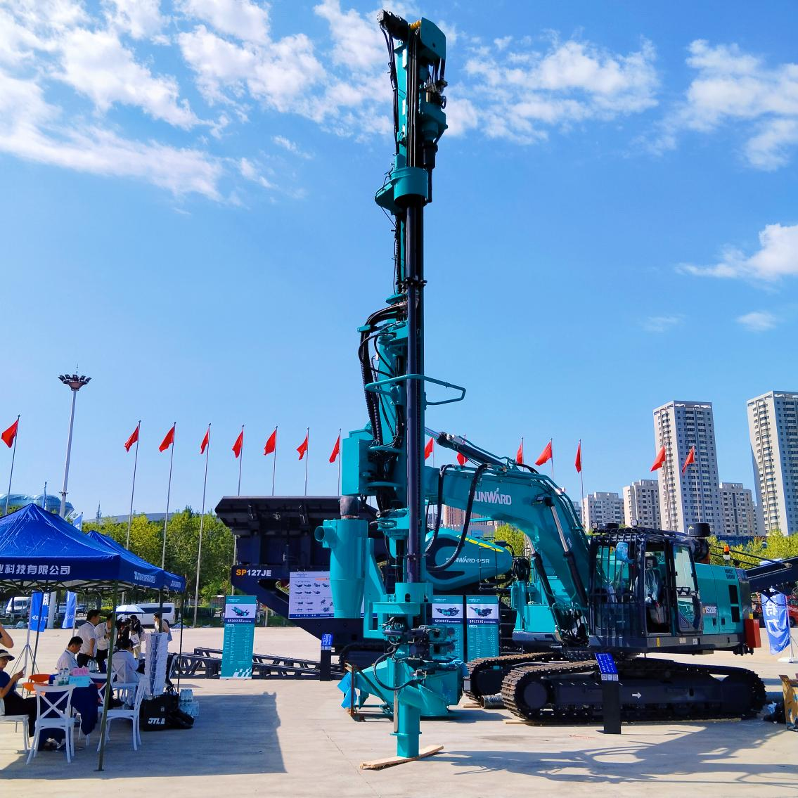 米兰体育·米兰(中国)智能5G智能钻机亮相新疆矿博会
