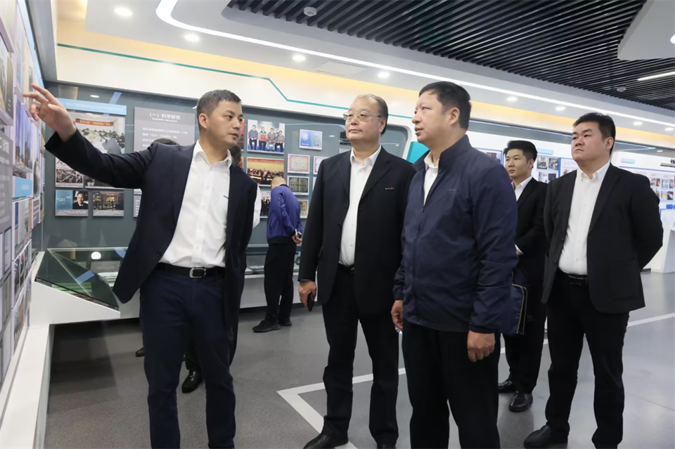 同船出海，共赢未来！中铁九局副总经理刘峻峰一行到访米兰体育·米兰(中国)智能