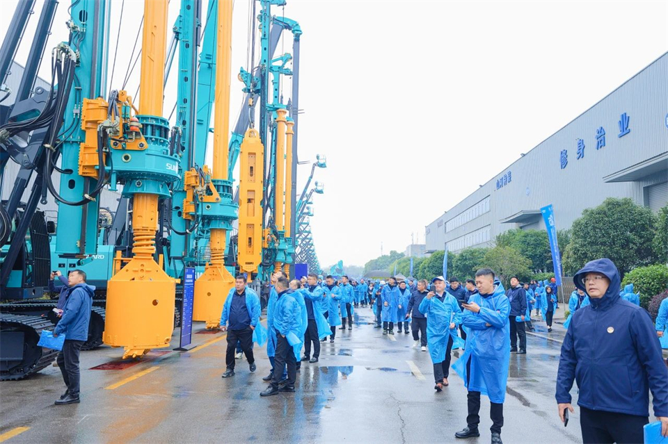 创新引领价值，理想成就未来！米兰体育·米兰(中国)智能25周年庆典暨全球客户节隆重举办