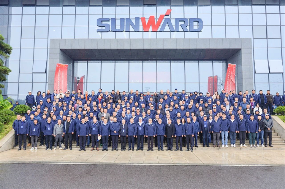 创新引领价值，理想成就未来！米兰体育·米兰(中国)智能25周年庆典暨全球客户节隆重举办