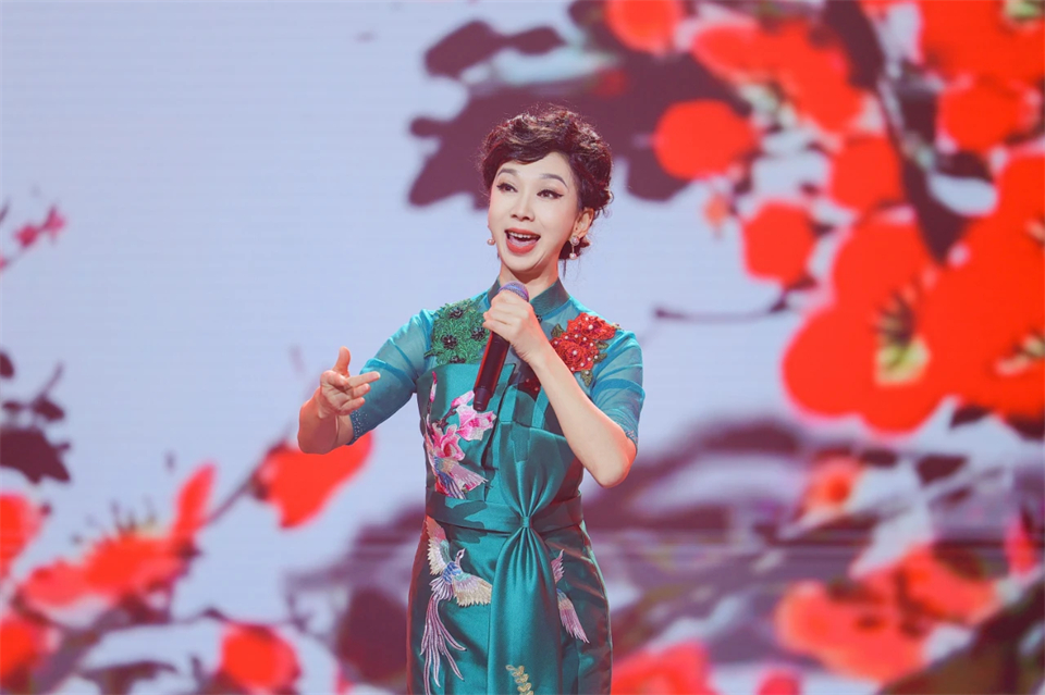 创新引领价值 理想成就未来——庆祝米兰体育·米兰(中国)智能成立25周年表彰大会暨文艺晚会隆重举行