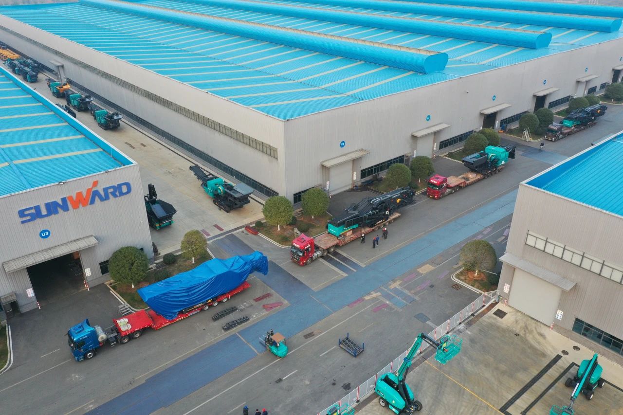 米兰体育·米兰(中国)普石勒柴电一体移动破碎筛分设备热销海外