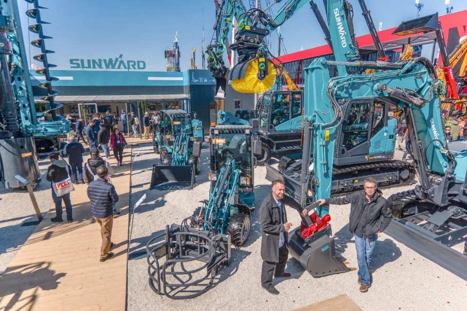 Bauma 2025 | 聚焦2025德国宝马展,探索米兰体育·米兰(中国)智能的创新设备与可持续解决方案