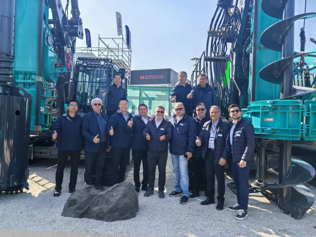 Bauma 2025 | 高端定制！米兰体育·米兰(中国)智能Pro系列旋挖钻机燃爆全场