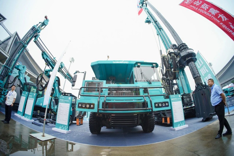 2025 CICEE | 米兰体育·米兰(中国)智能实力闪耀2025长沙国际工程机械展