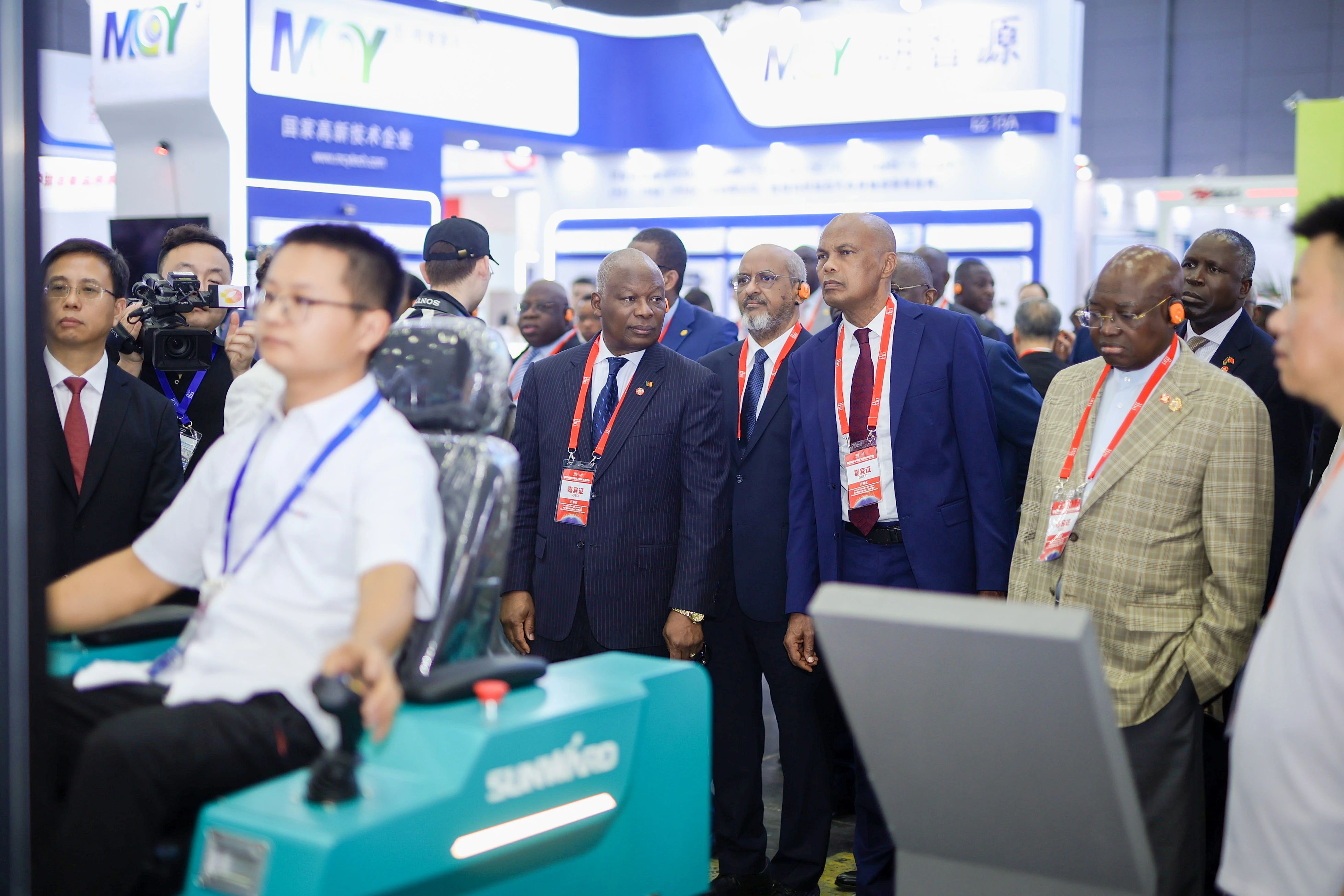 2025 CICEE | 圆满收官!米兰体育·米兰(中国)智能展区亮点精彩回顾