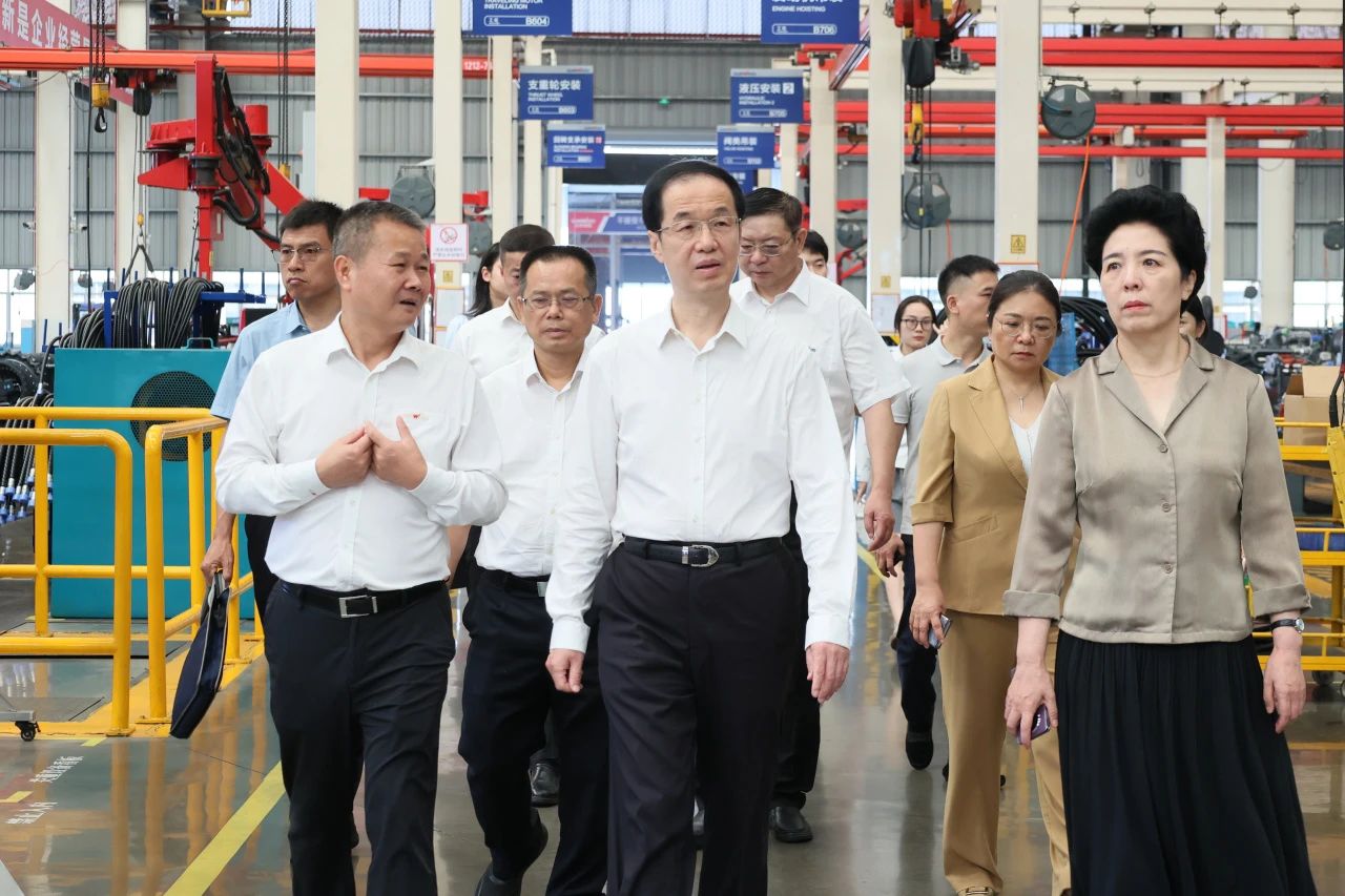 吉林省人大常委会党组书记、副主任高广滨调研米兰体育·米兰(中国)智能