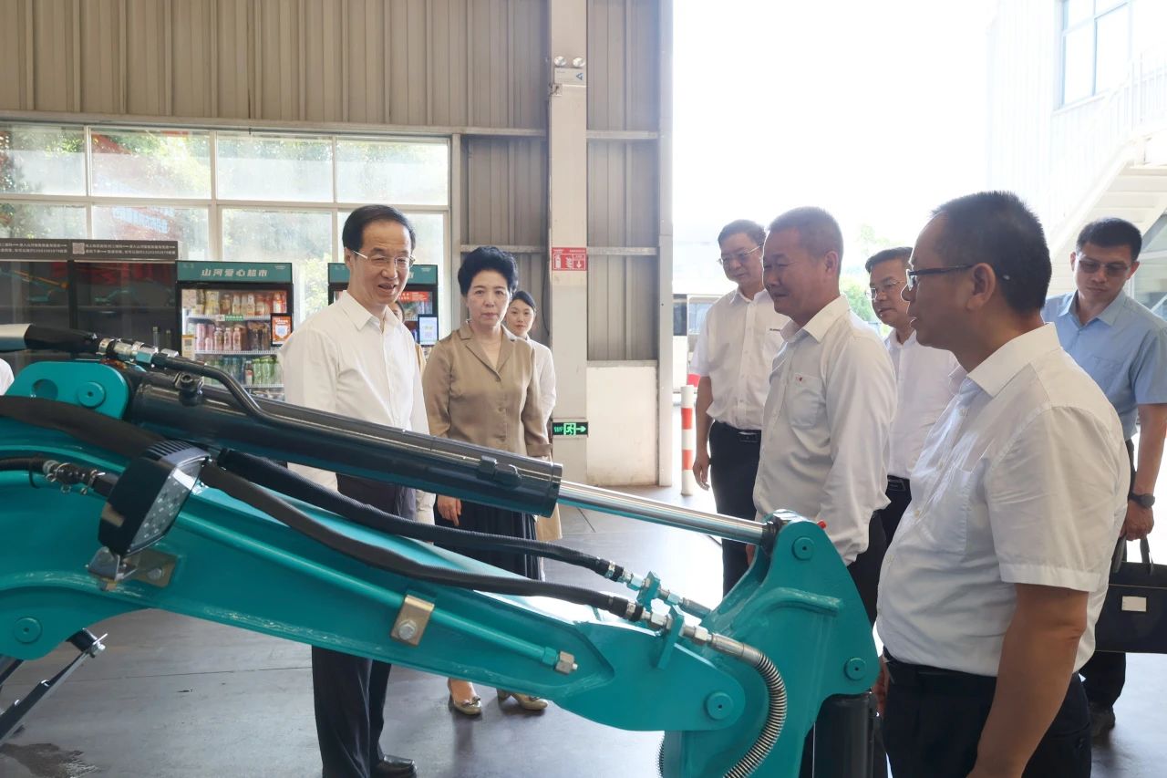 吉林省人大常委会党组书记、副主任高广滨调研米兰体育·米兰(中国)智能